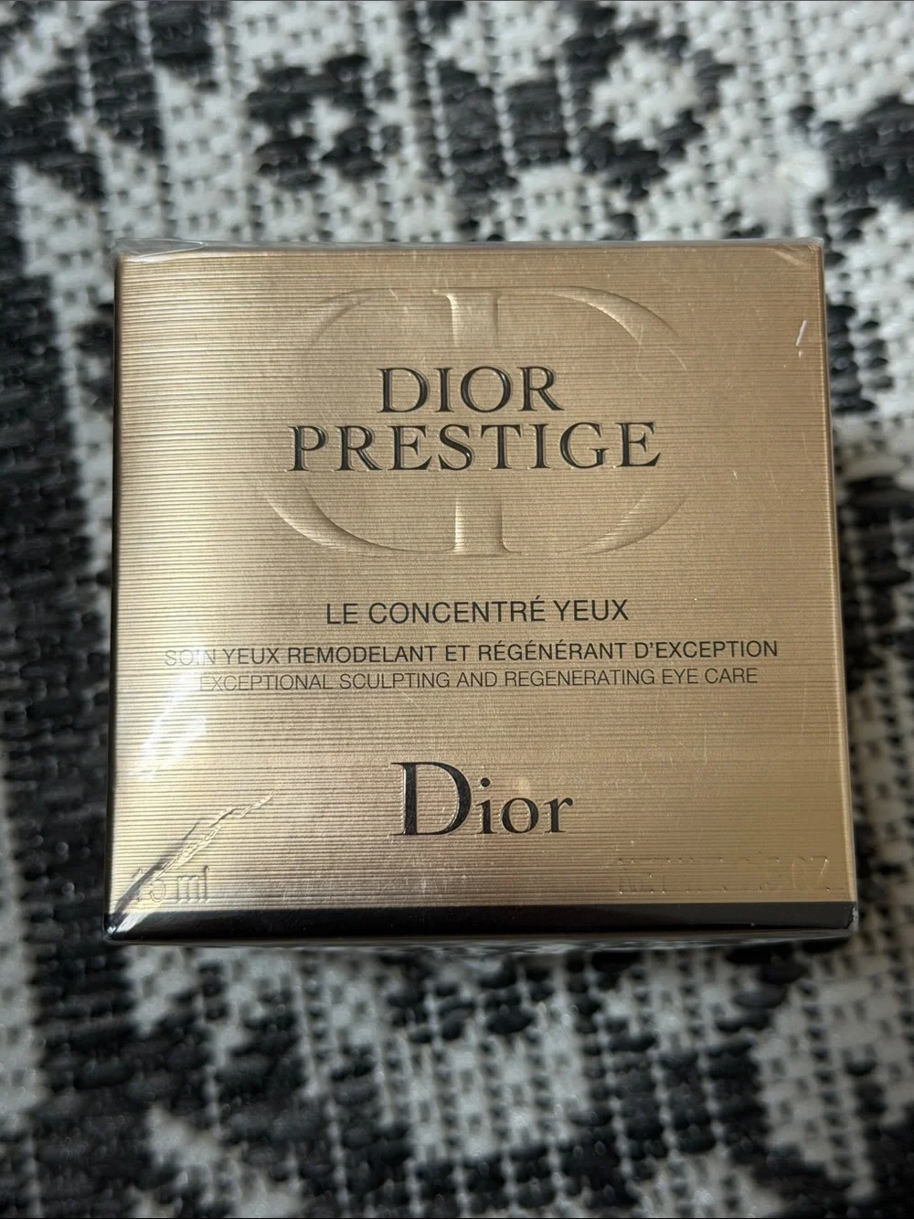 NEW Dior Prestige $310 The Eye Concentrate Refillable Anti-Aging Eye Cream 15 ml